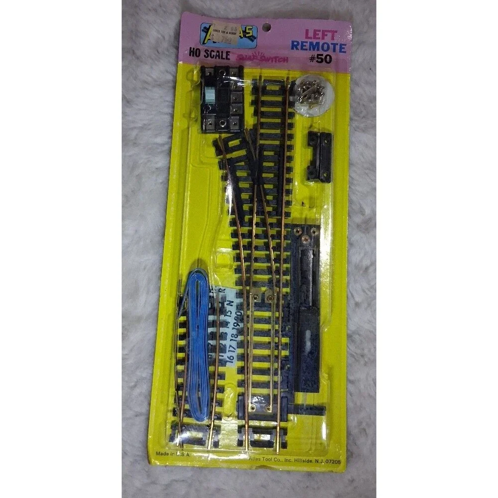 Atlas HO Scale Left Remote Switch #50 Train Track